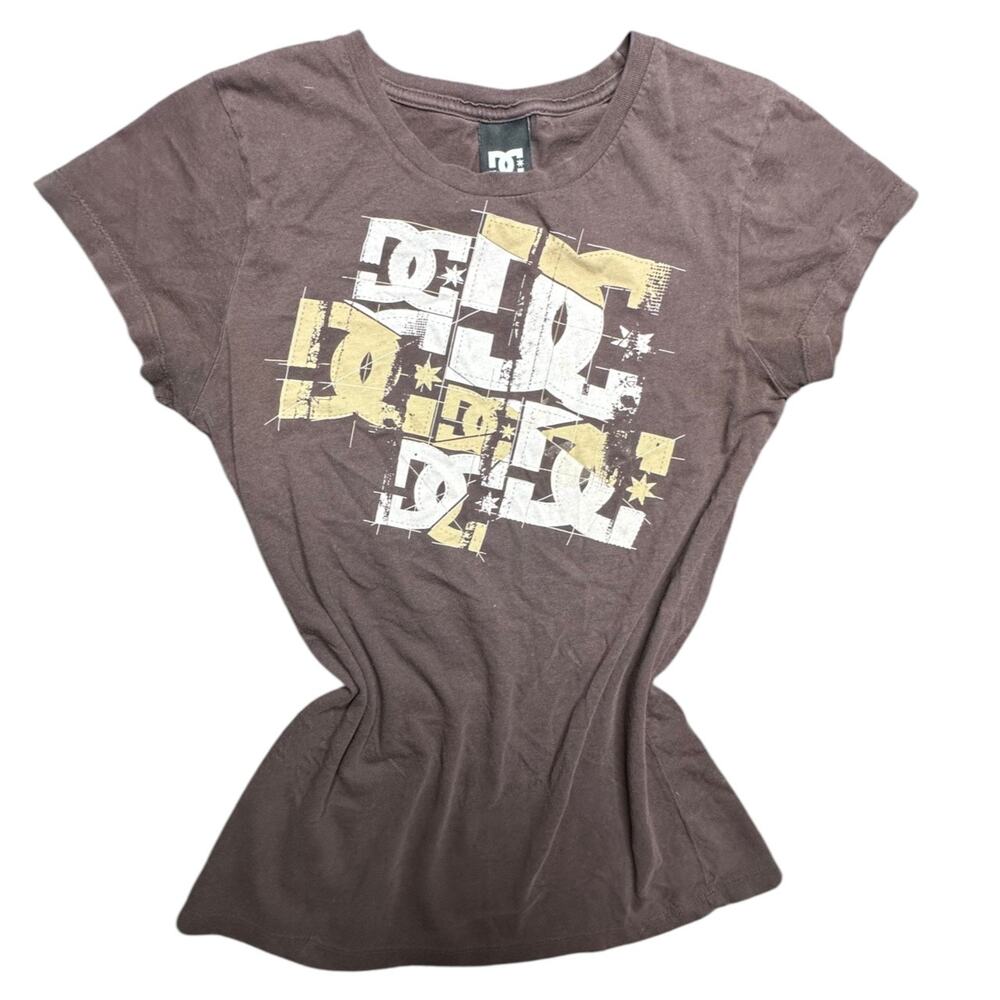 Vintage Y2K DC Shoes Brown Graphic Baby Tee 🤎